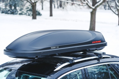 Автобокс Kamei Husky 330 черный матовый одностороннее от интернет-магазина AUTOBOKS.kz. 