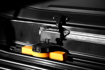 Автобокс ED Магнум 350 (белый, тиснение карбон) от интернет-магазина AUTOBOKS.kz. 