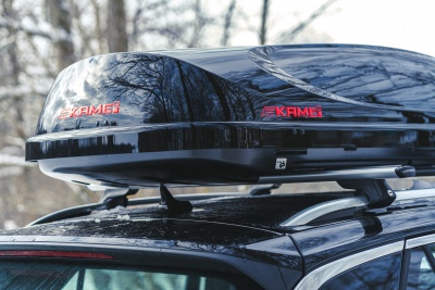 Автобокс Kamei Husky 330 черный глянцевый одностороннее от интернет-магазина AUTOBOKS.kz. 